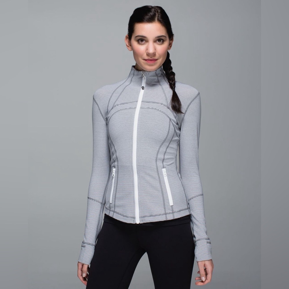 Lululemon Define Jacket
Tonka Stripe Heathered Slate White  Size 10